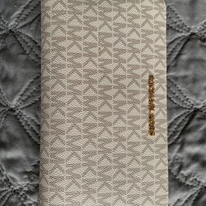 Beautiful MK large wallet.